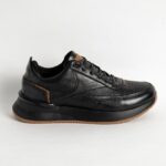 Sneakers Carter de Cuero Negro con Suela Ultra Liviana y Texturas de Lujo (3)