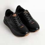 Sneakers Carter de Cuero Negro con Suela Ultra Liviana y Texturas de Lujo (3)